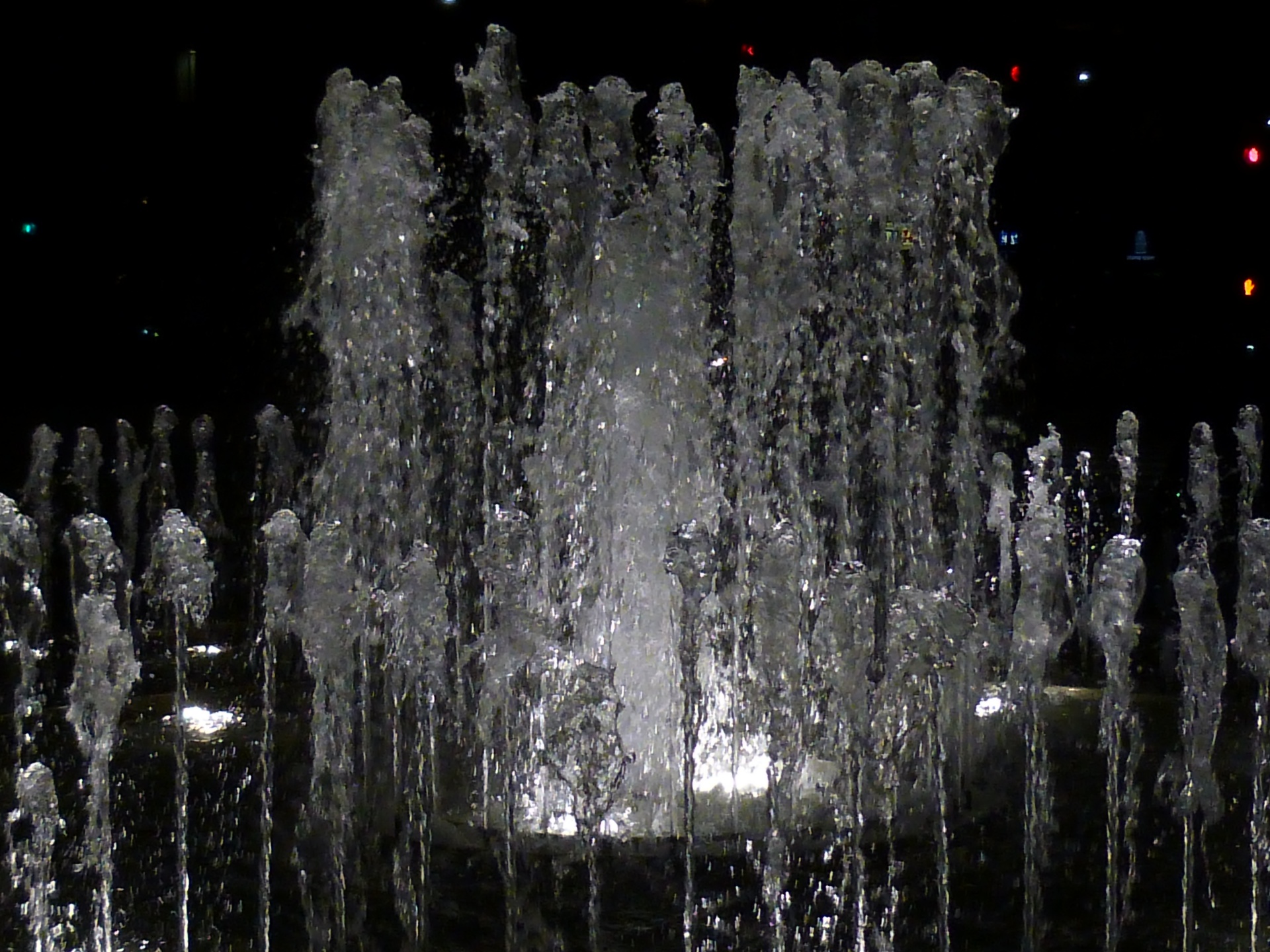 fountain water clear free photo