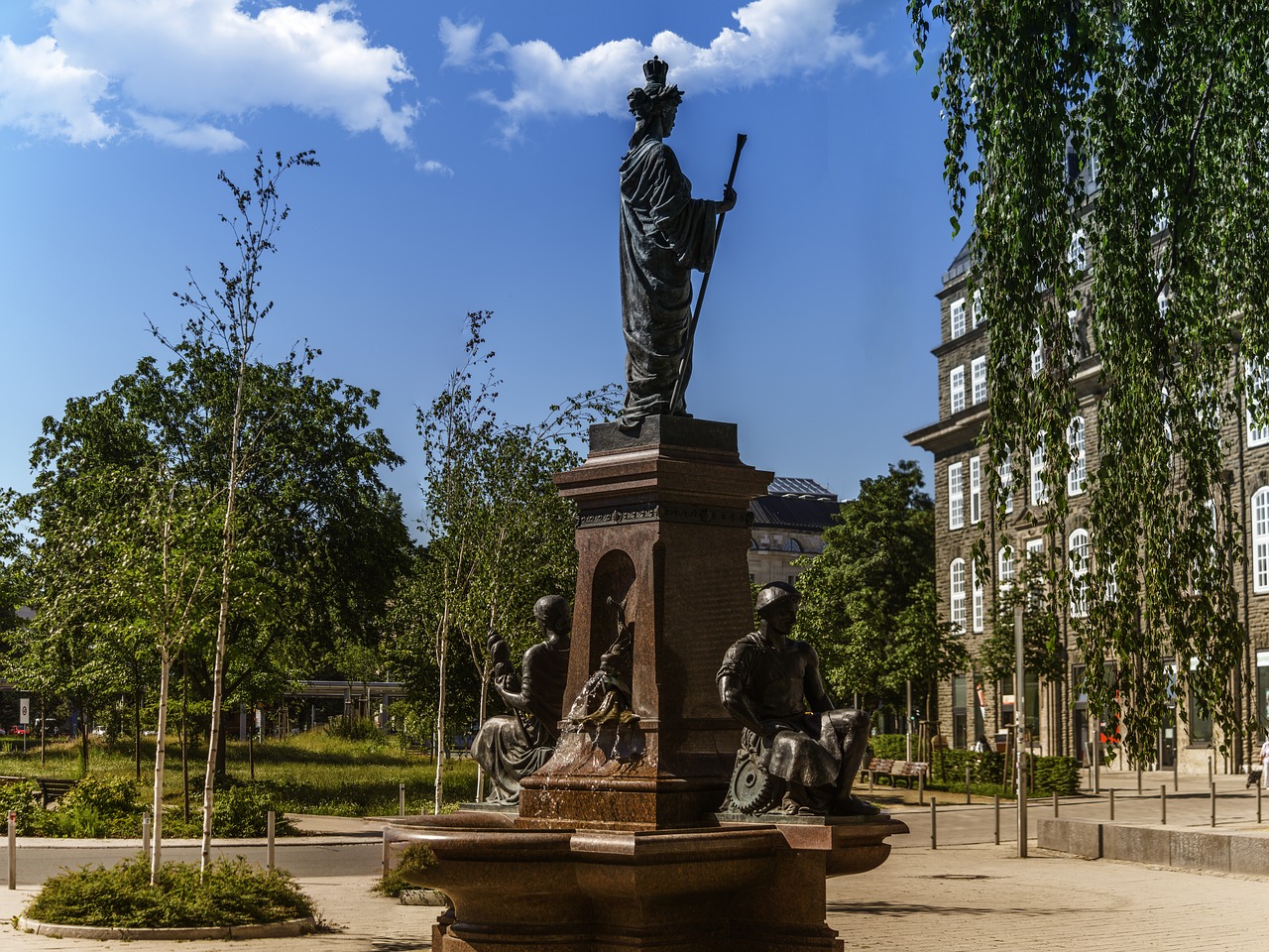 fountain saxonia architecture free photo