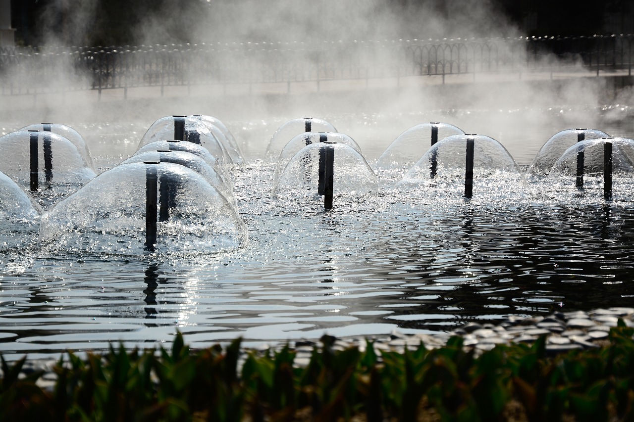 fountain spray water free photo