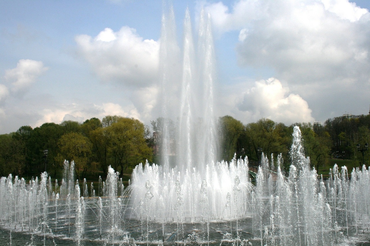 fountain water spout free photo