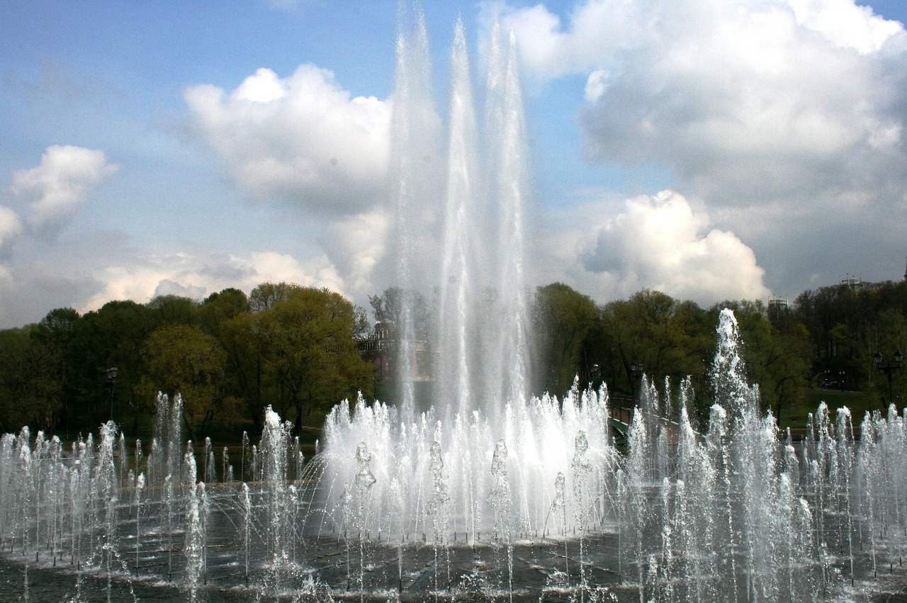 fountain water spray free photo