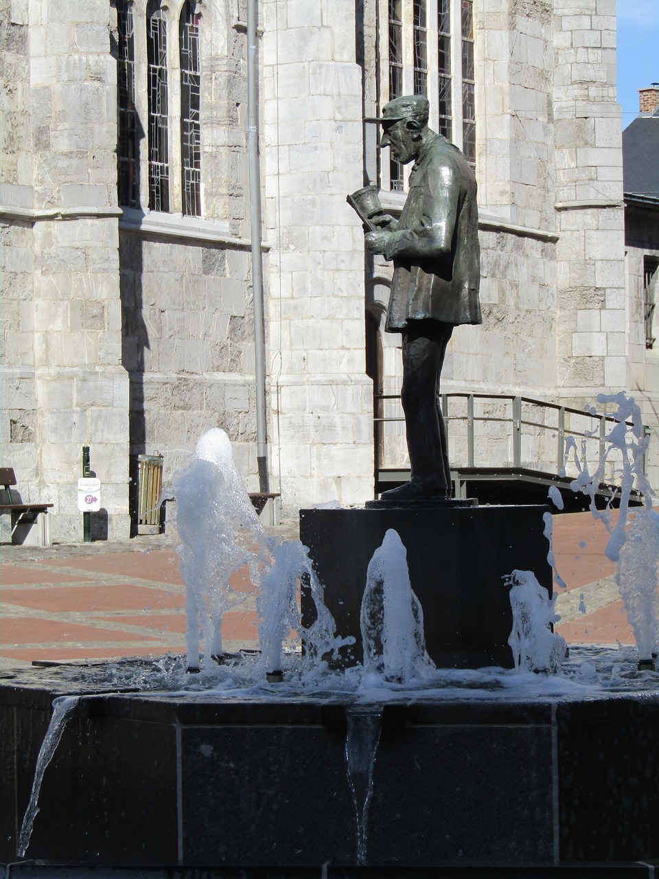 fountain bronze statue church free photo