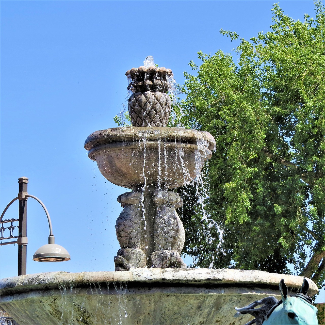 fountain arizona blue sky free photo