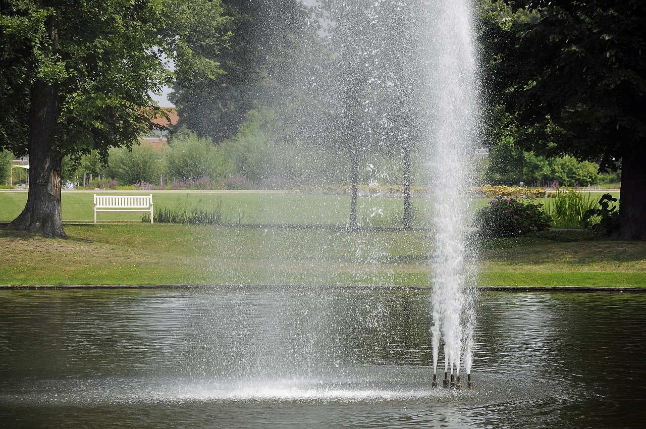 fountain park water free photo