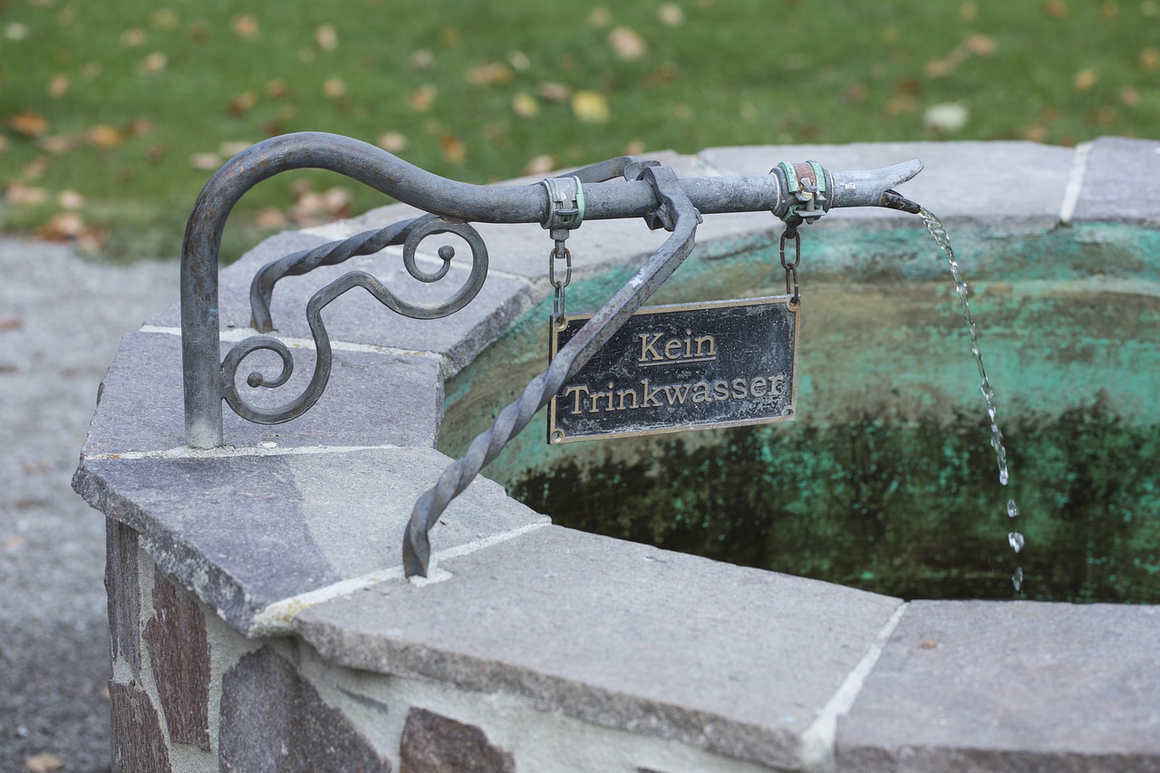 fountain drinking water water fountain free photo