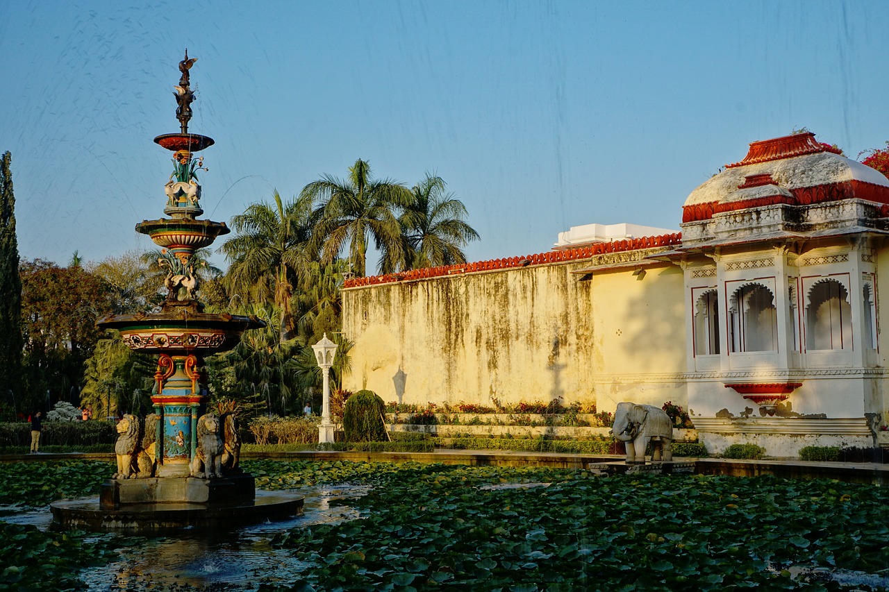 fountain architecture travel free photo