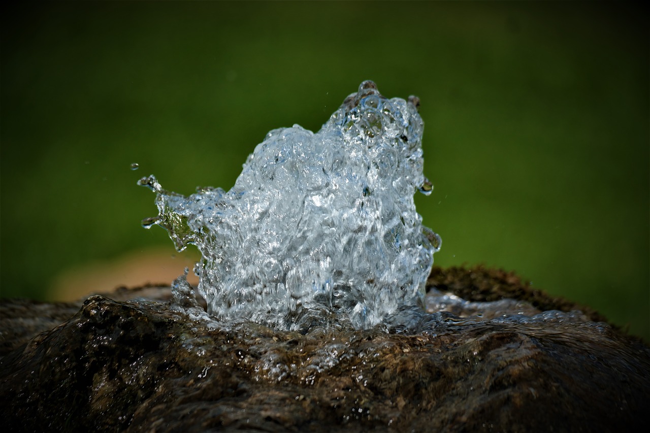 fountain  water feature  bubble free photo