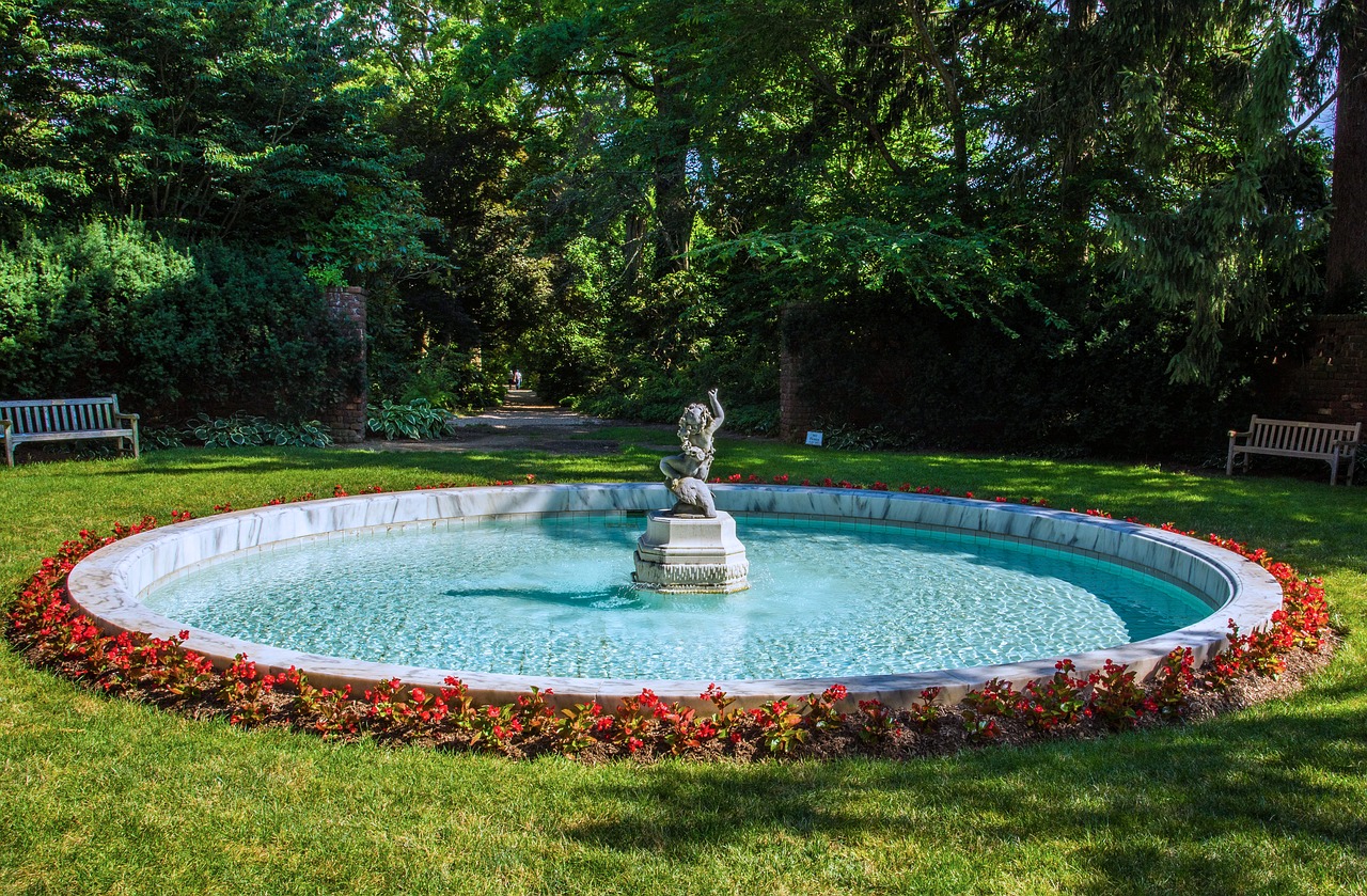 fountain  estate  statue free photo