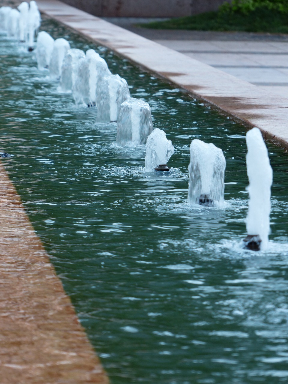 fountain water water games free photo