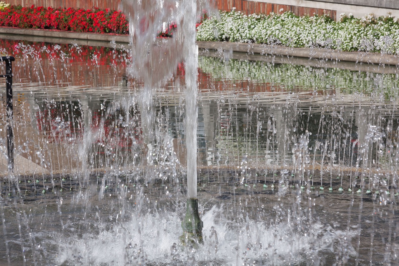 fountain water bristol free photo