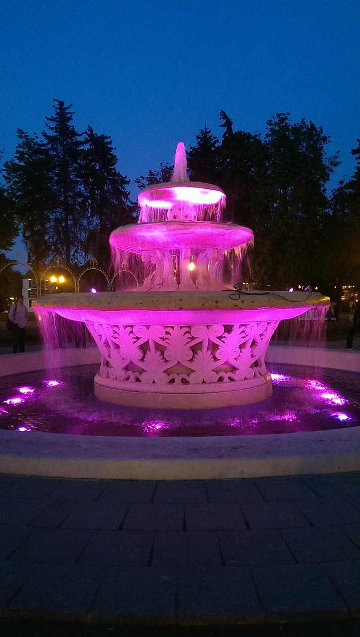 fountain moscow pink free photo