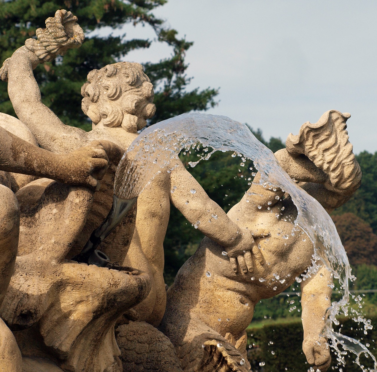 fountain statue water free photo