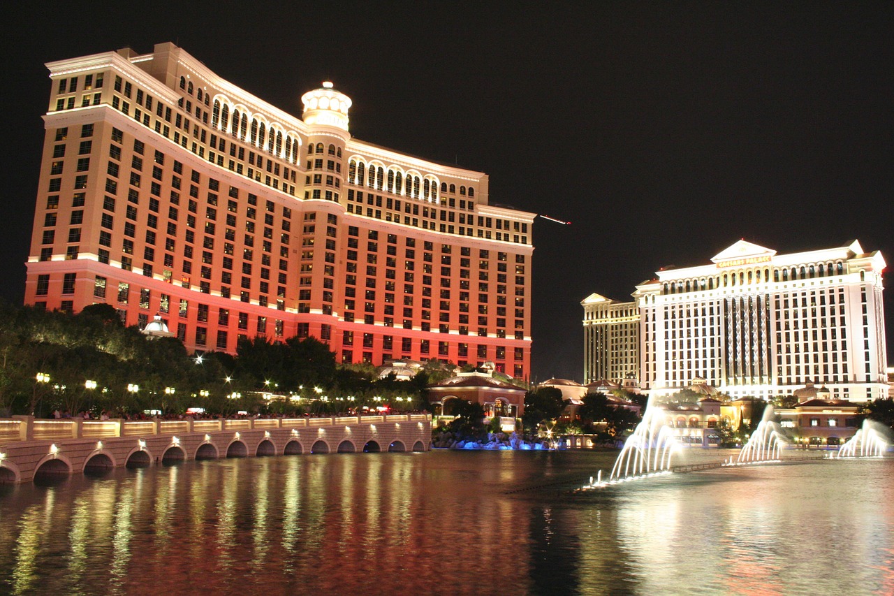 fountain bellagio view free photo