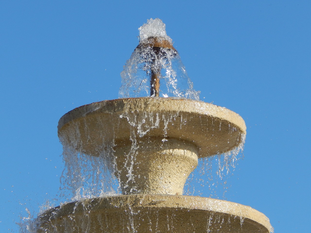 fountain water flowing water free photo