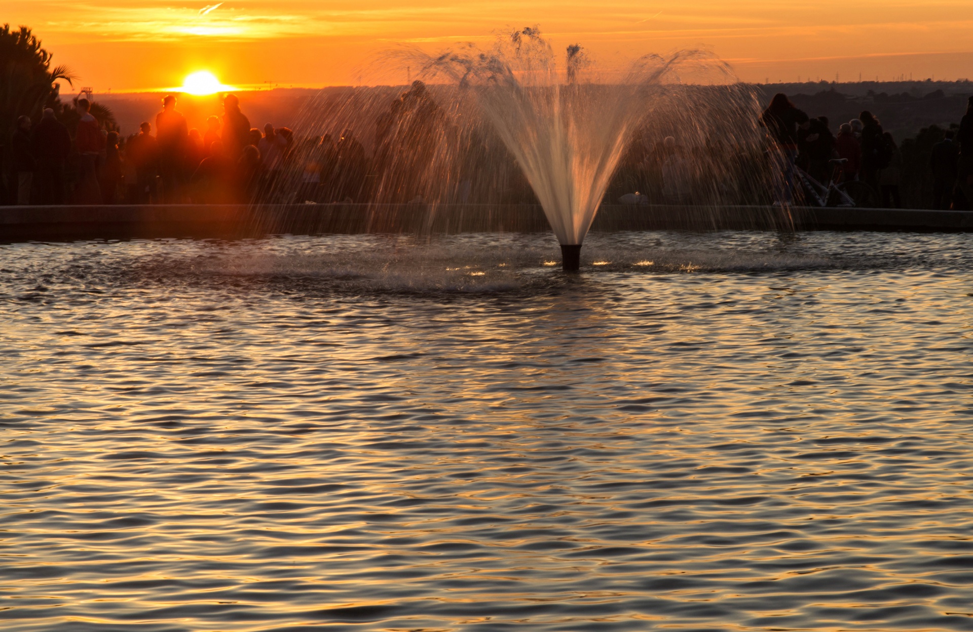 fountain sunset madrid free photo