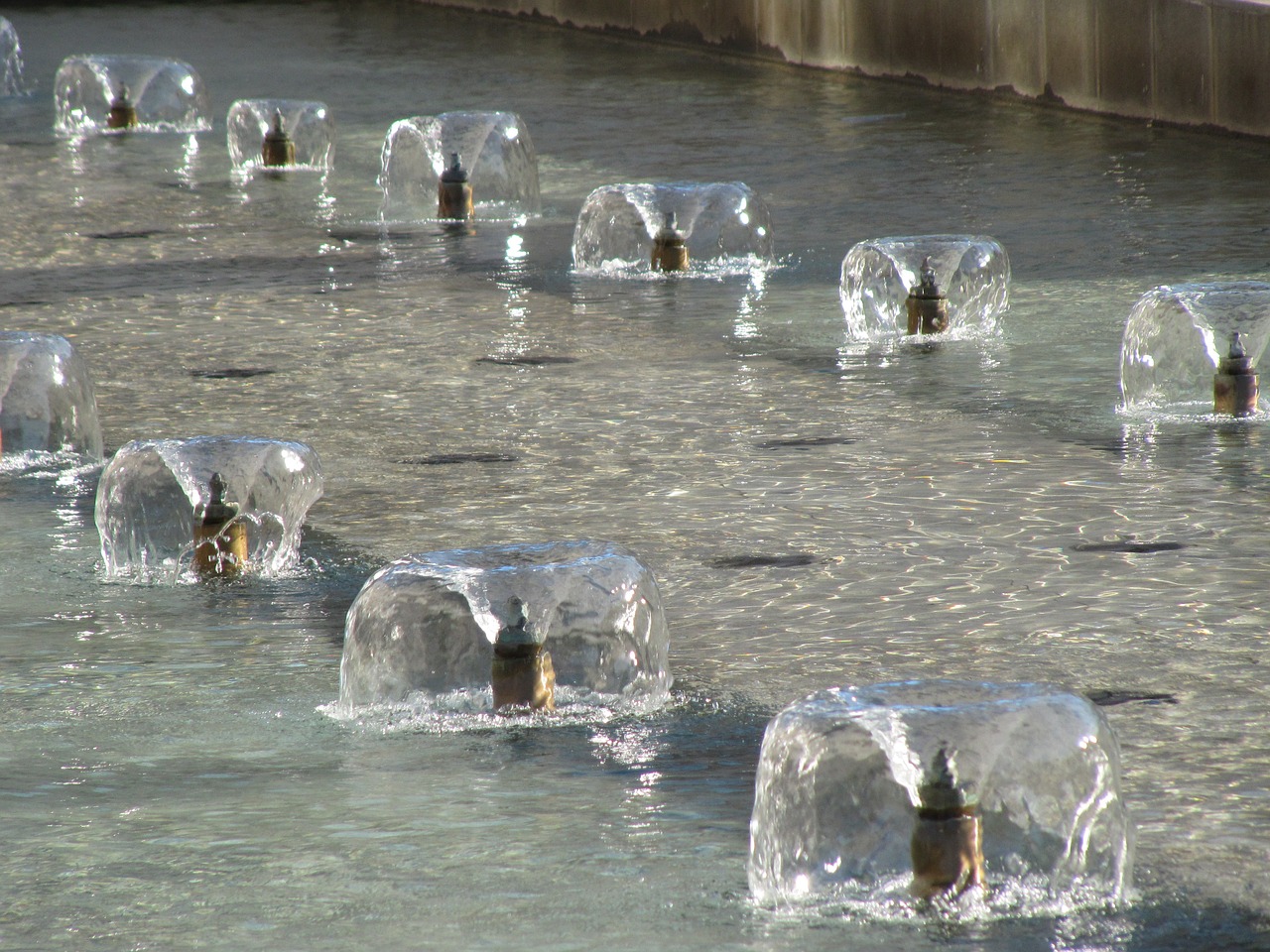 fountains source sparkles free photo