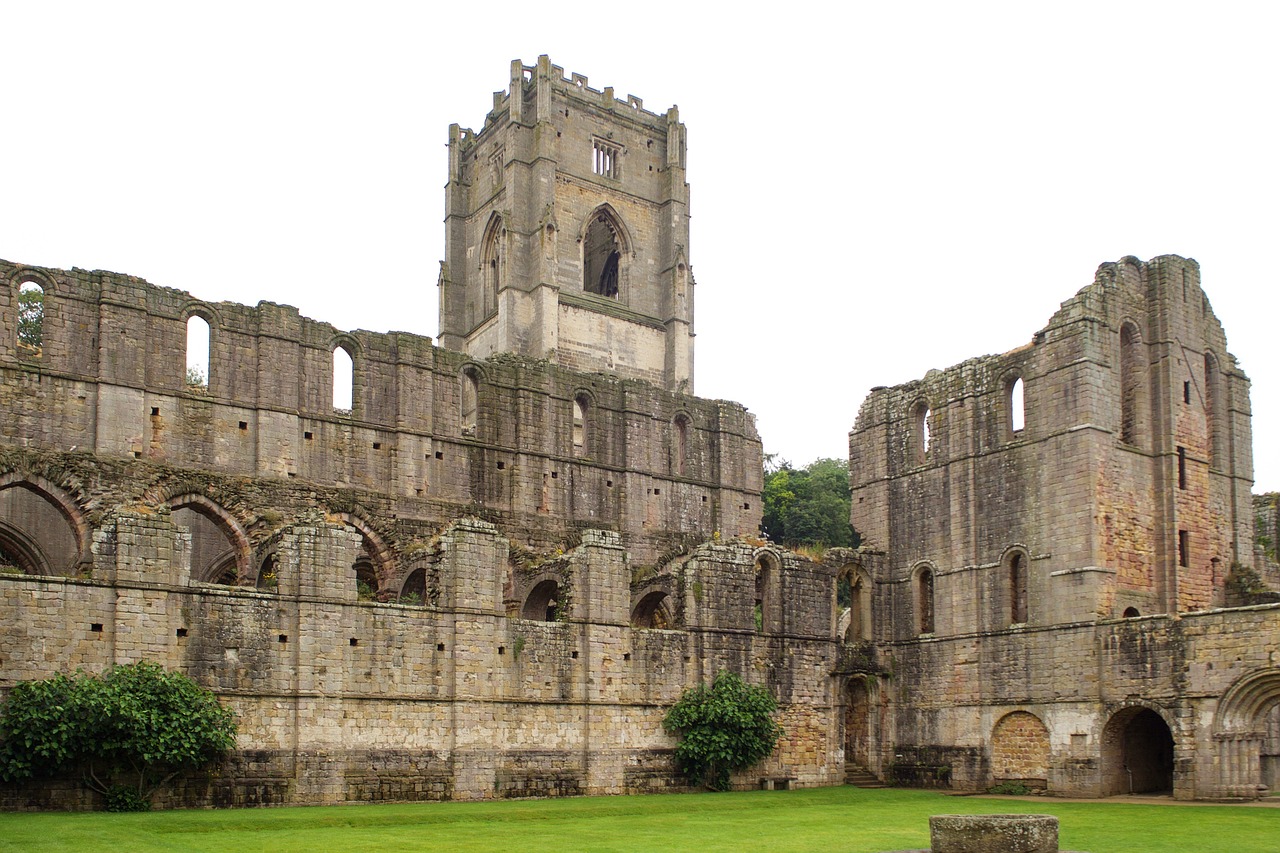 fountains abbey cistercian monastery ruin free photo