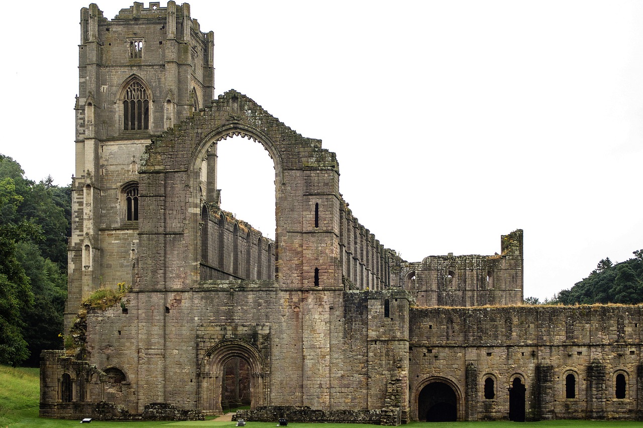 fountains abbey cistercian monastery ruin free photo