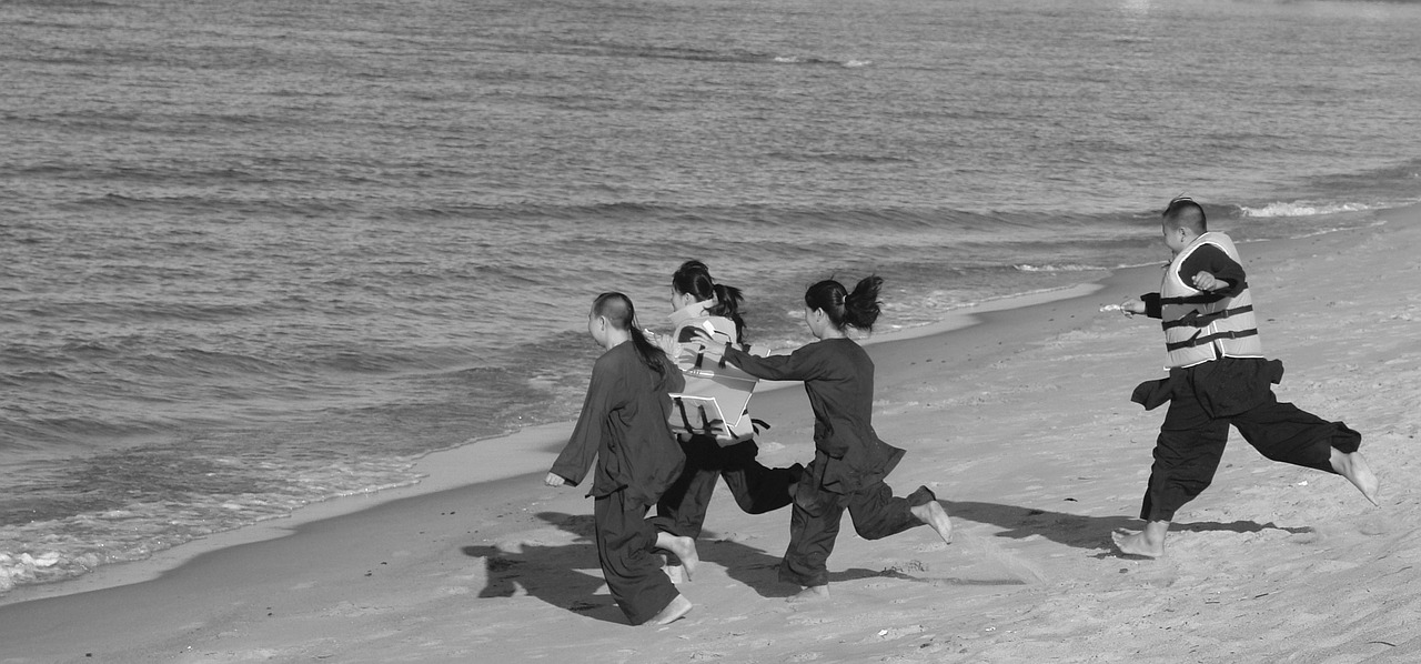 four children nha trang beach nhatrang fly free photo