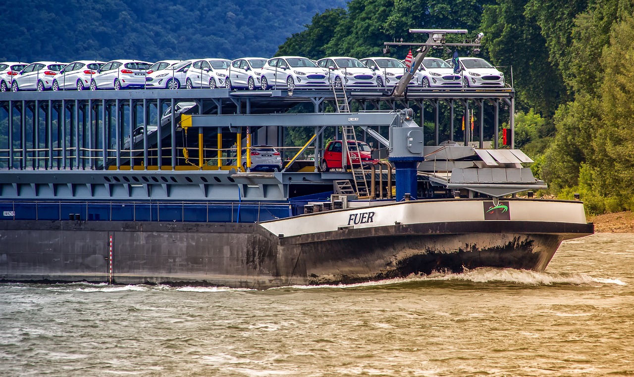 frachtschiff  autotransport  rhine cruises free photo