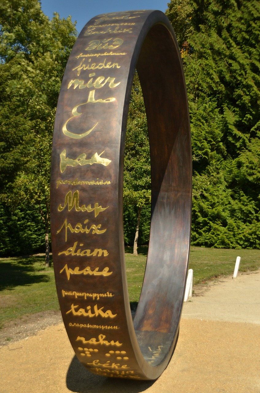 france monument peace free photo