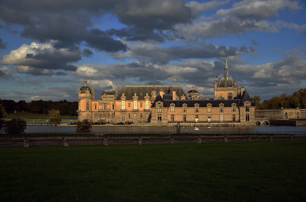 france oise chantilly free photo