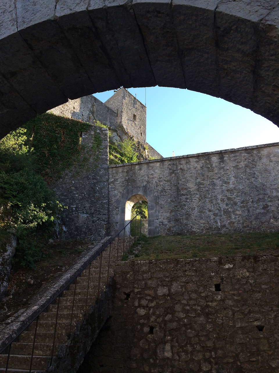 france  castle  history free photo