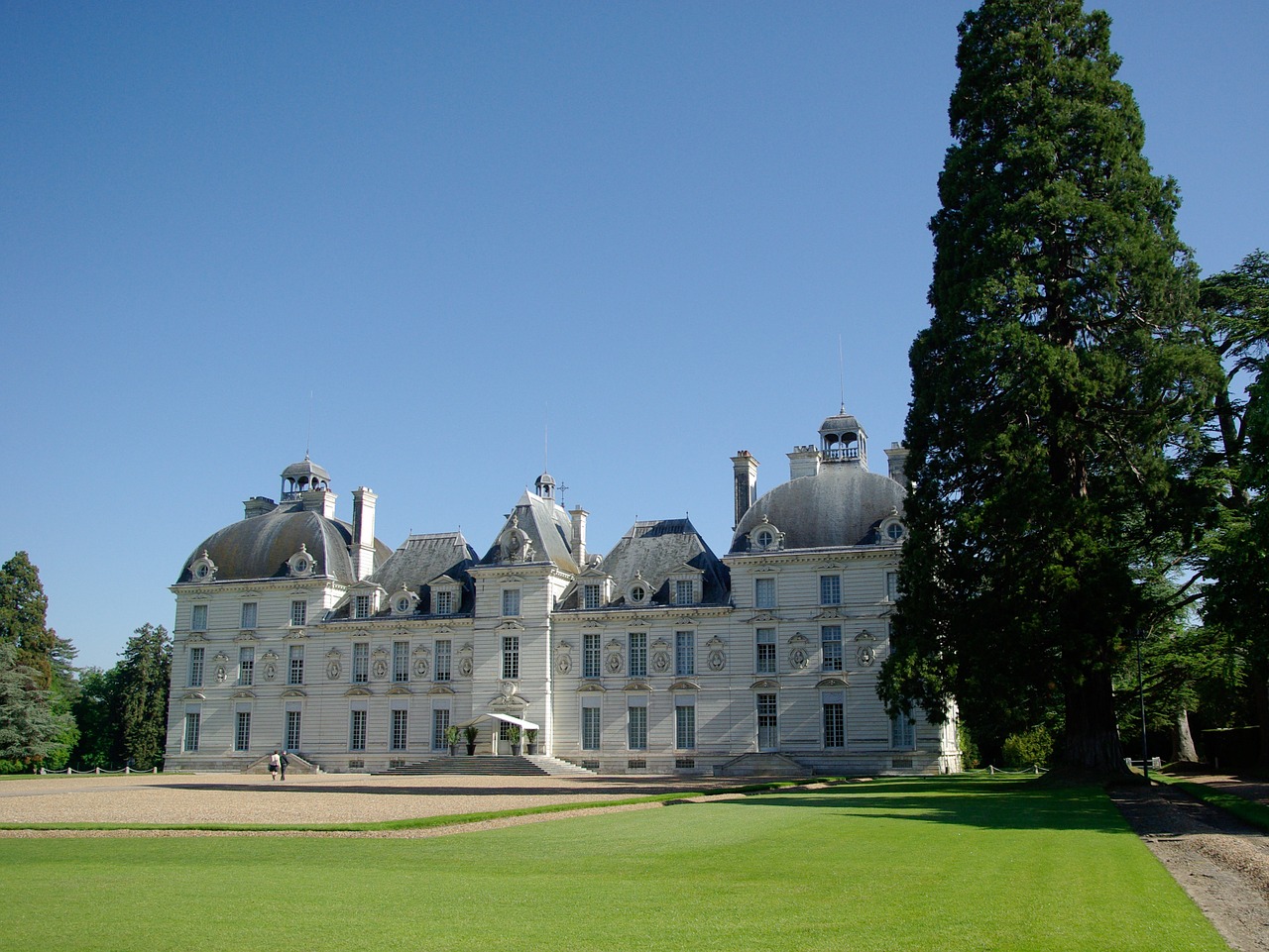 france castle of the loir cheverny free photo