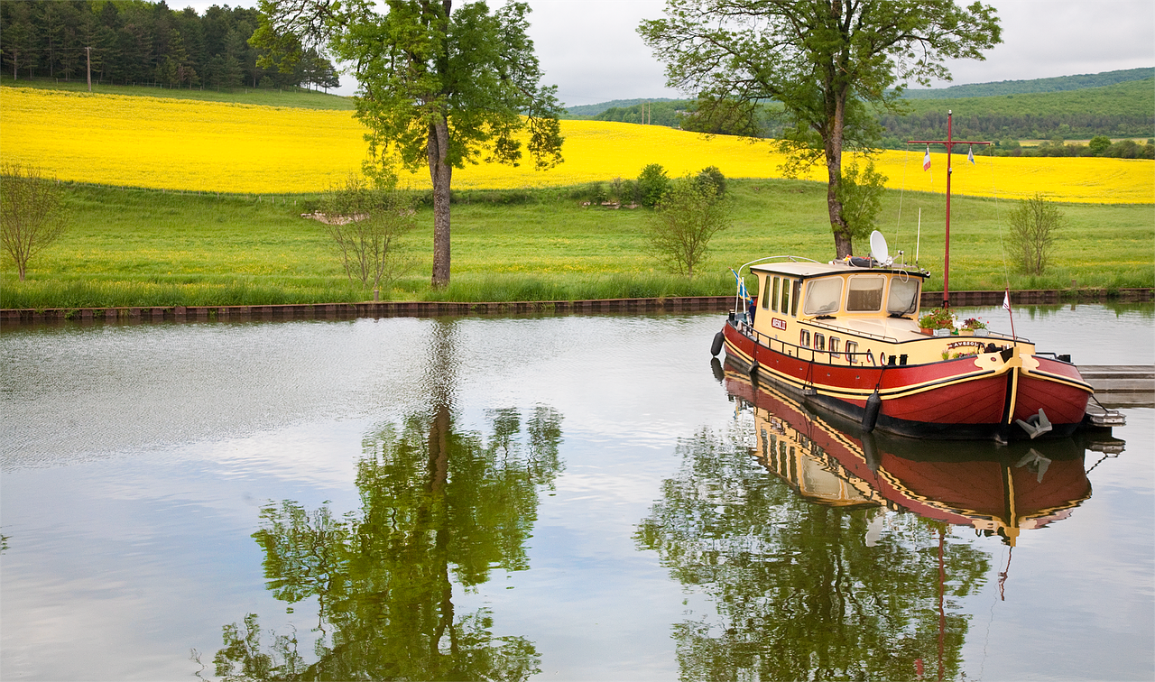 france boats flowers free photo