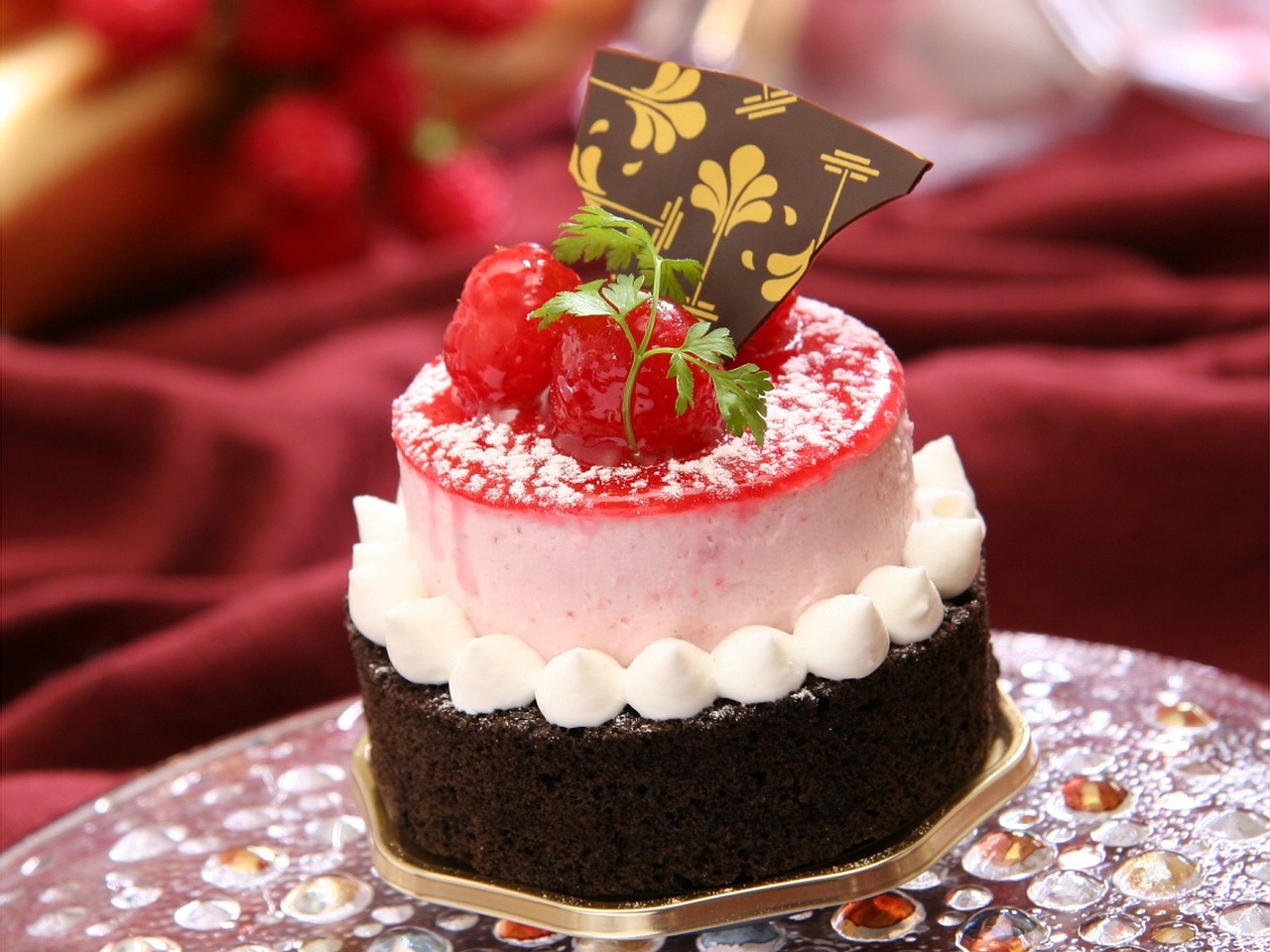 france confectionery raspberry cake free photo