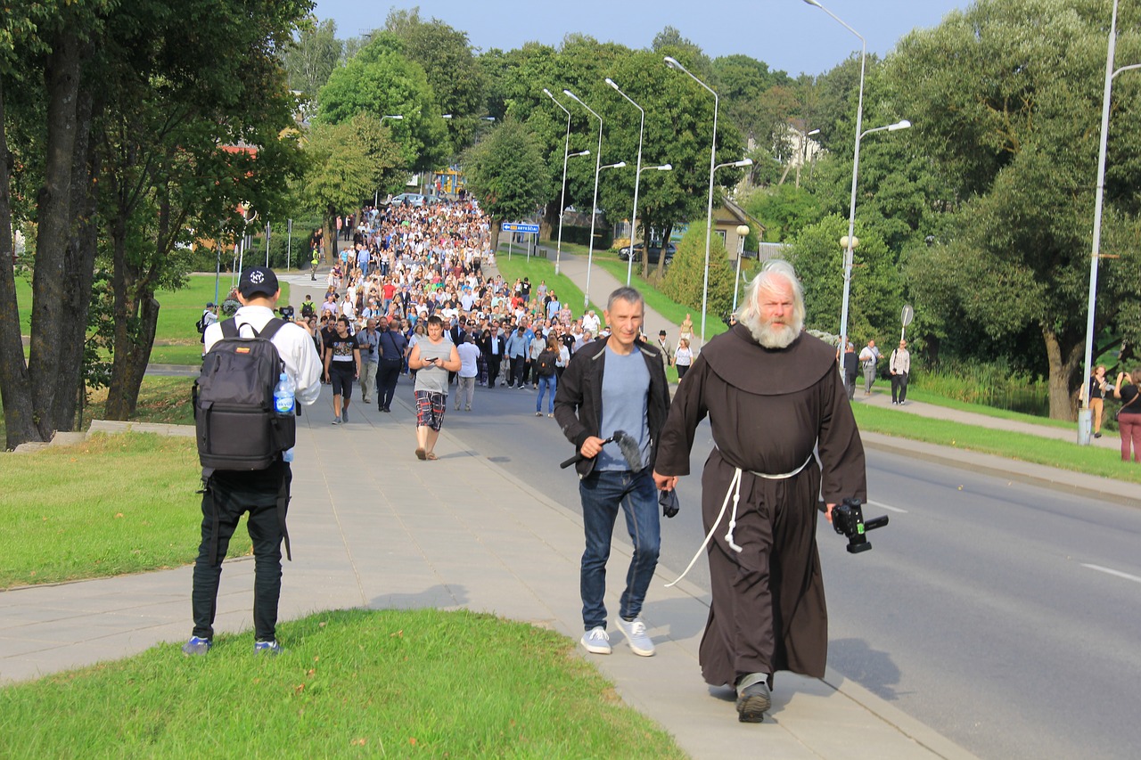 franciscan monk catholic free photo