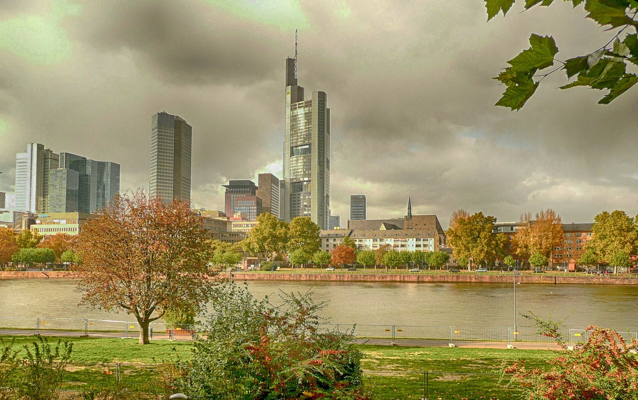 frankfurt germany river free photo