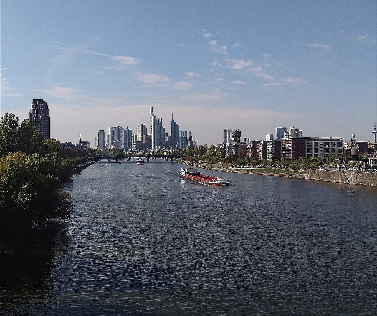 frankfurt am main germany city skyline free photo