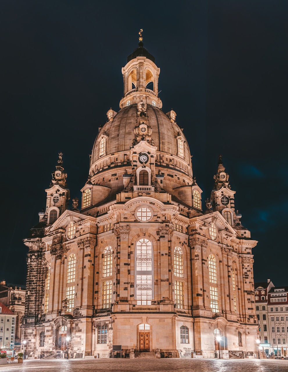 frauenkirche  dresden  architecture free photo