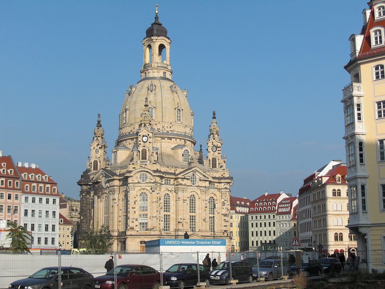 frauenkirche dresden church free photo