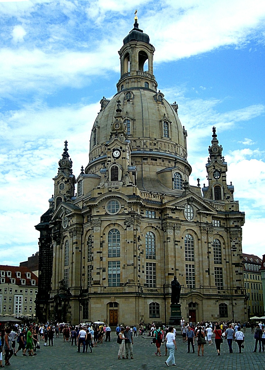 frauenkirche landmark dresden free photo