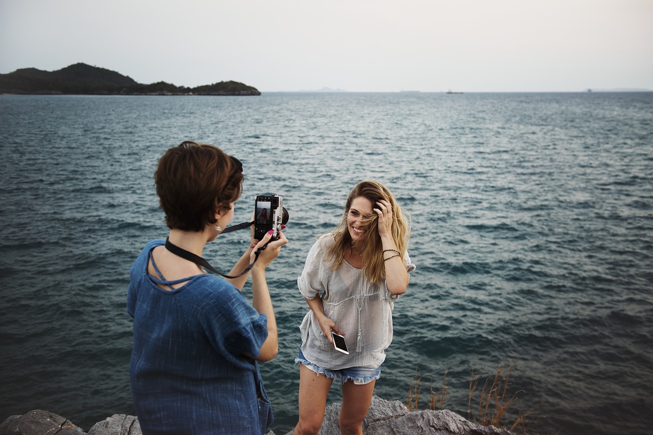 freedom tranquil scene girlfriends free photo