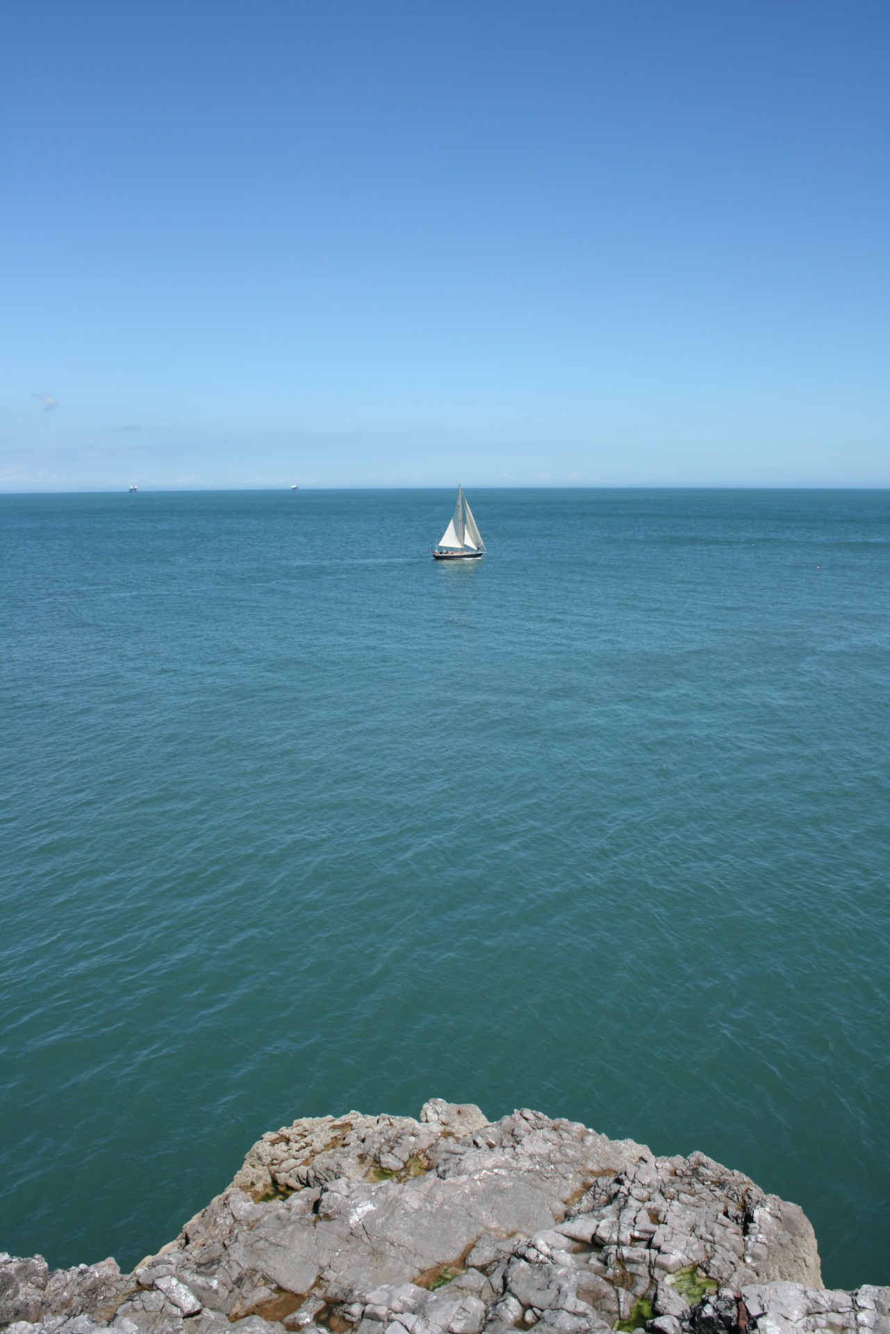sailing sea blue sky free photo