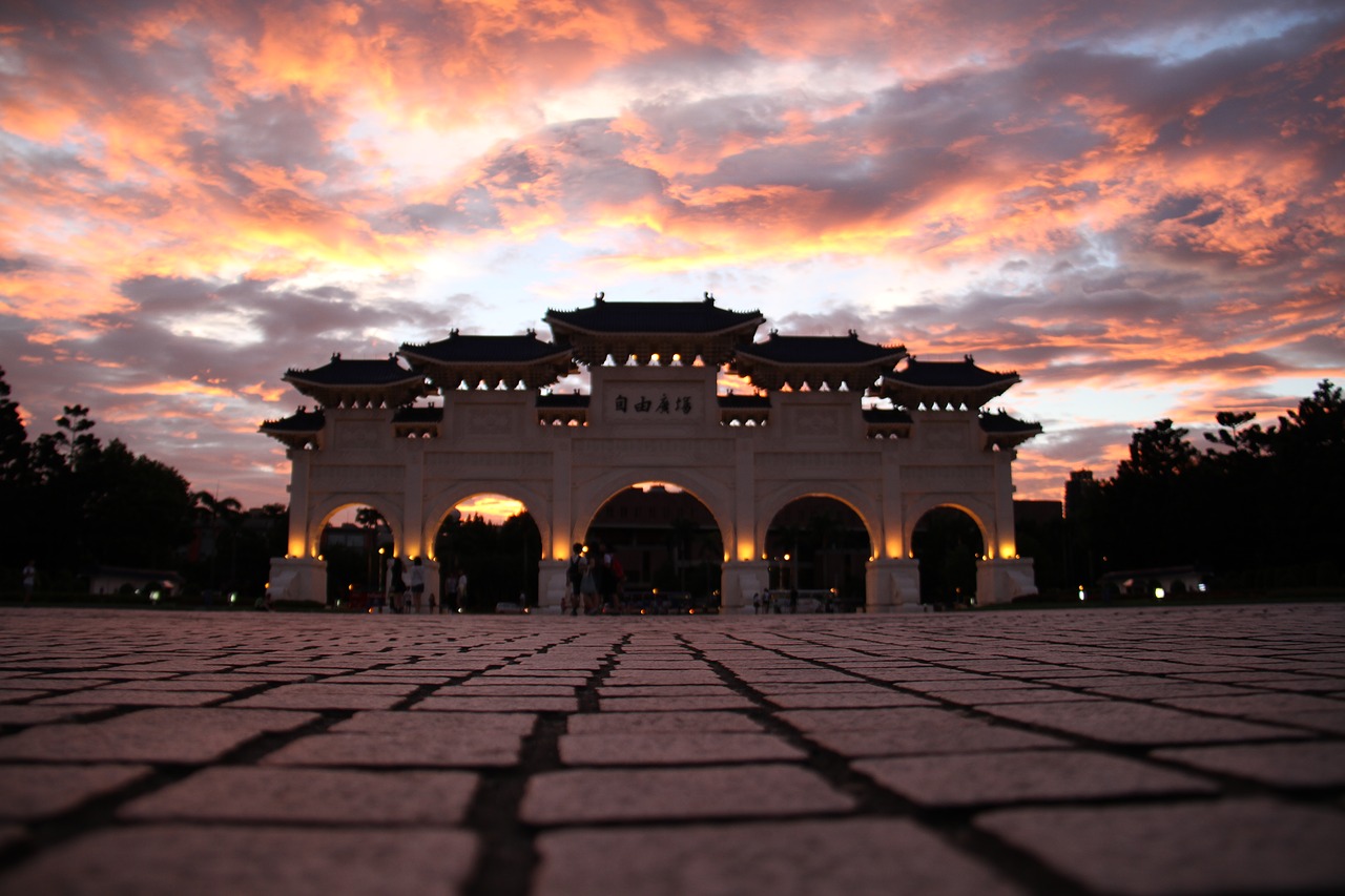 freedom square  burning clouds  at dusk free photo