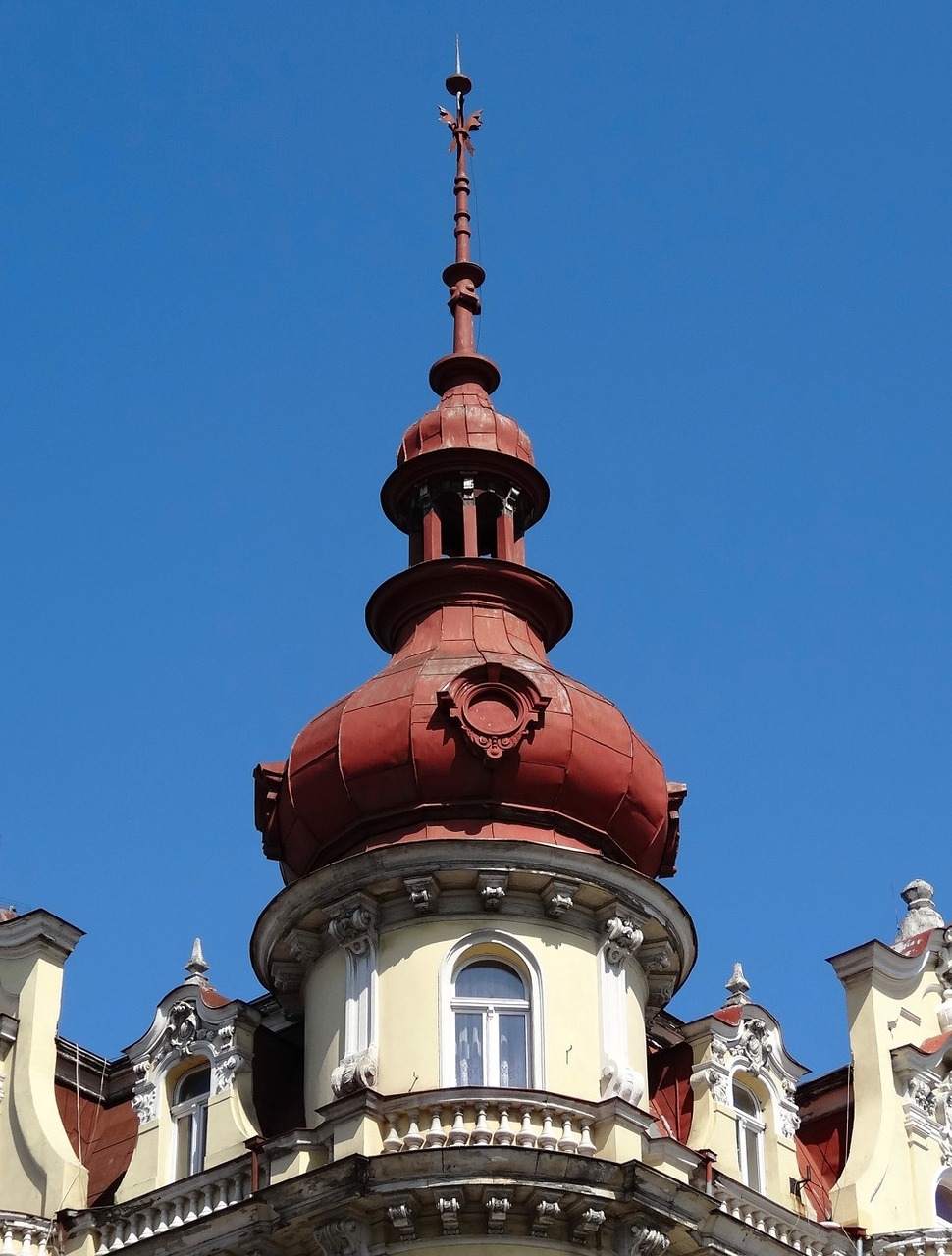 freedom square bydgoszcz turret free photo