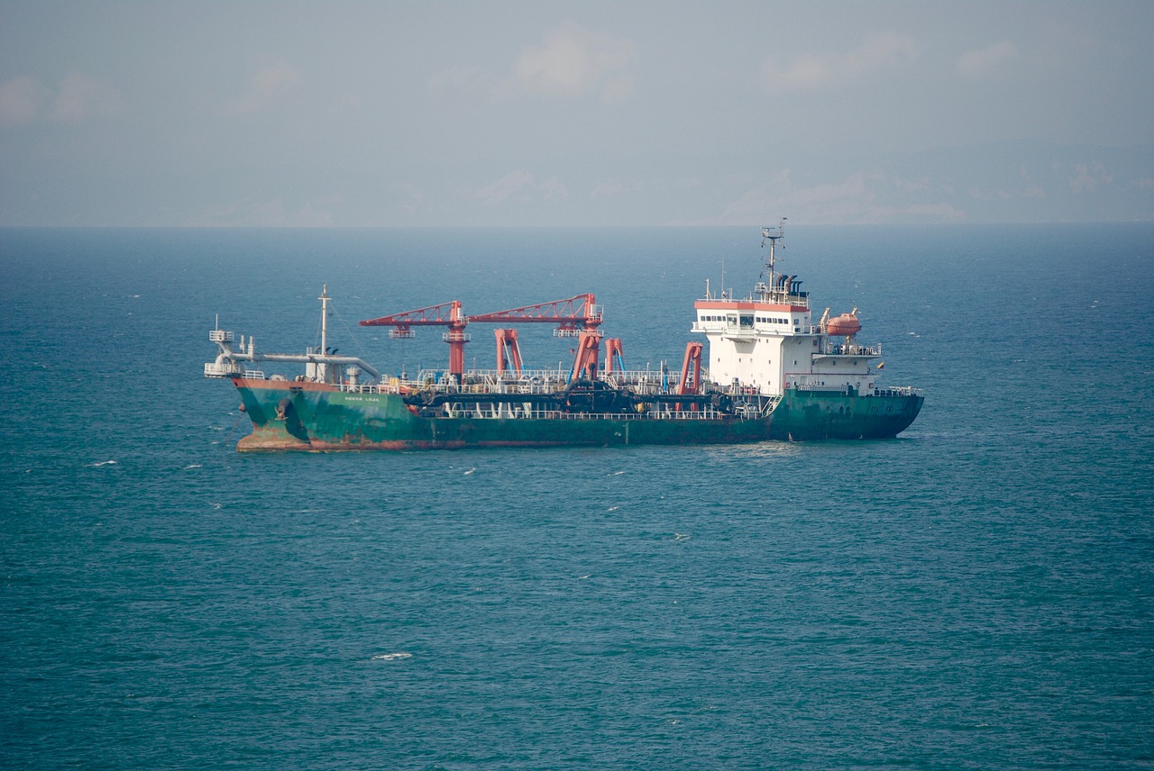 freight  freighter  boat free photo