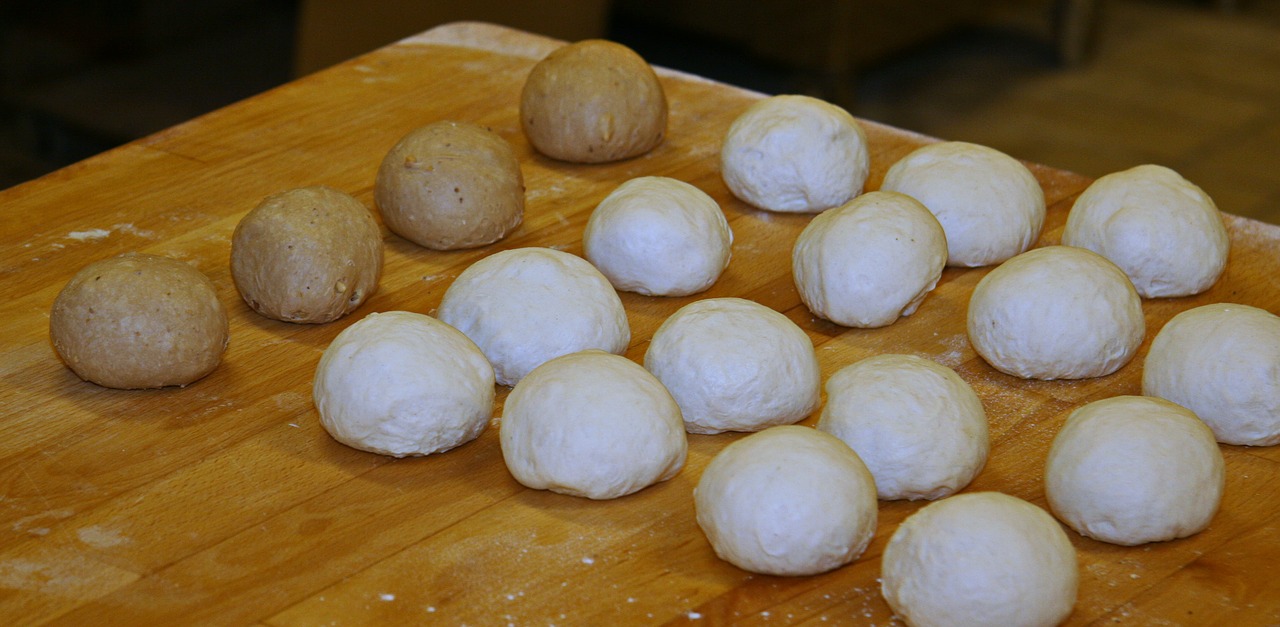 french gross bun dough formes free photo