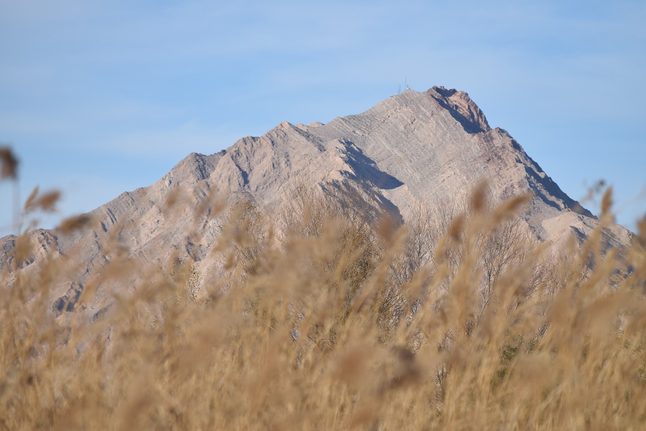 frenchman mountain las vegas called sunrise free photo