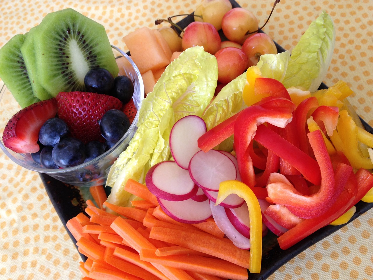 fresh salad vegetable fruit free photo