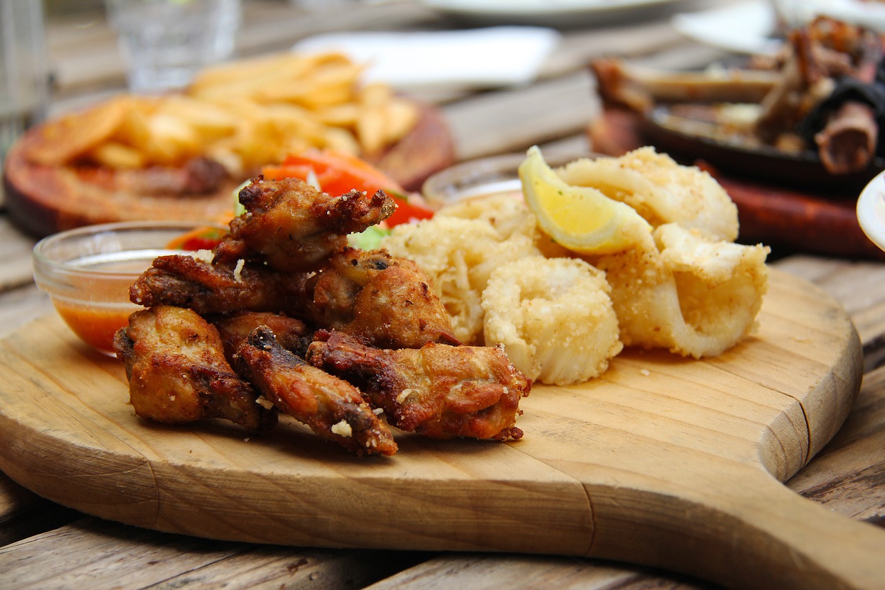 fried chicken wings free photo