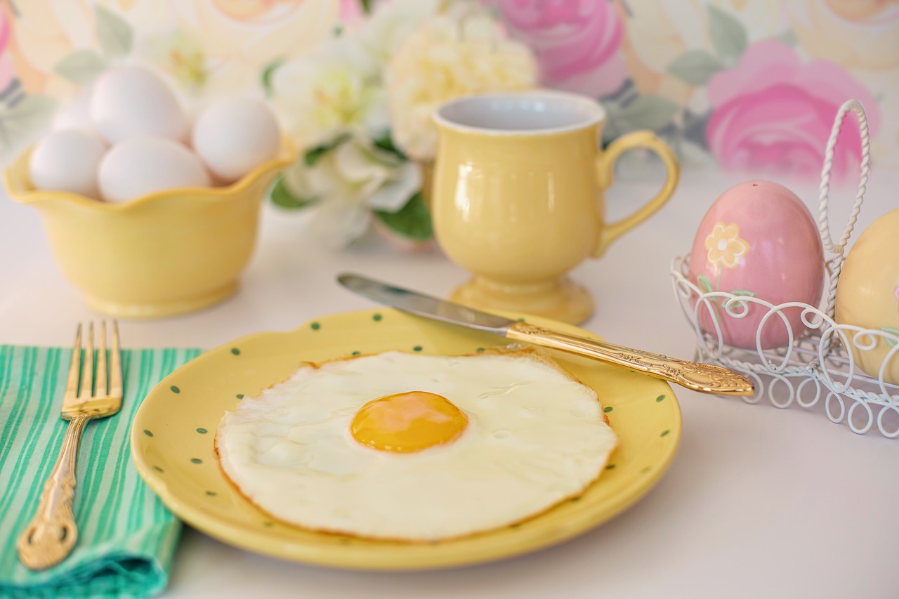 fried egg breakfast easter free photo