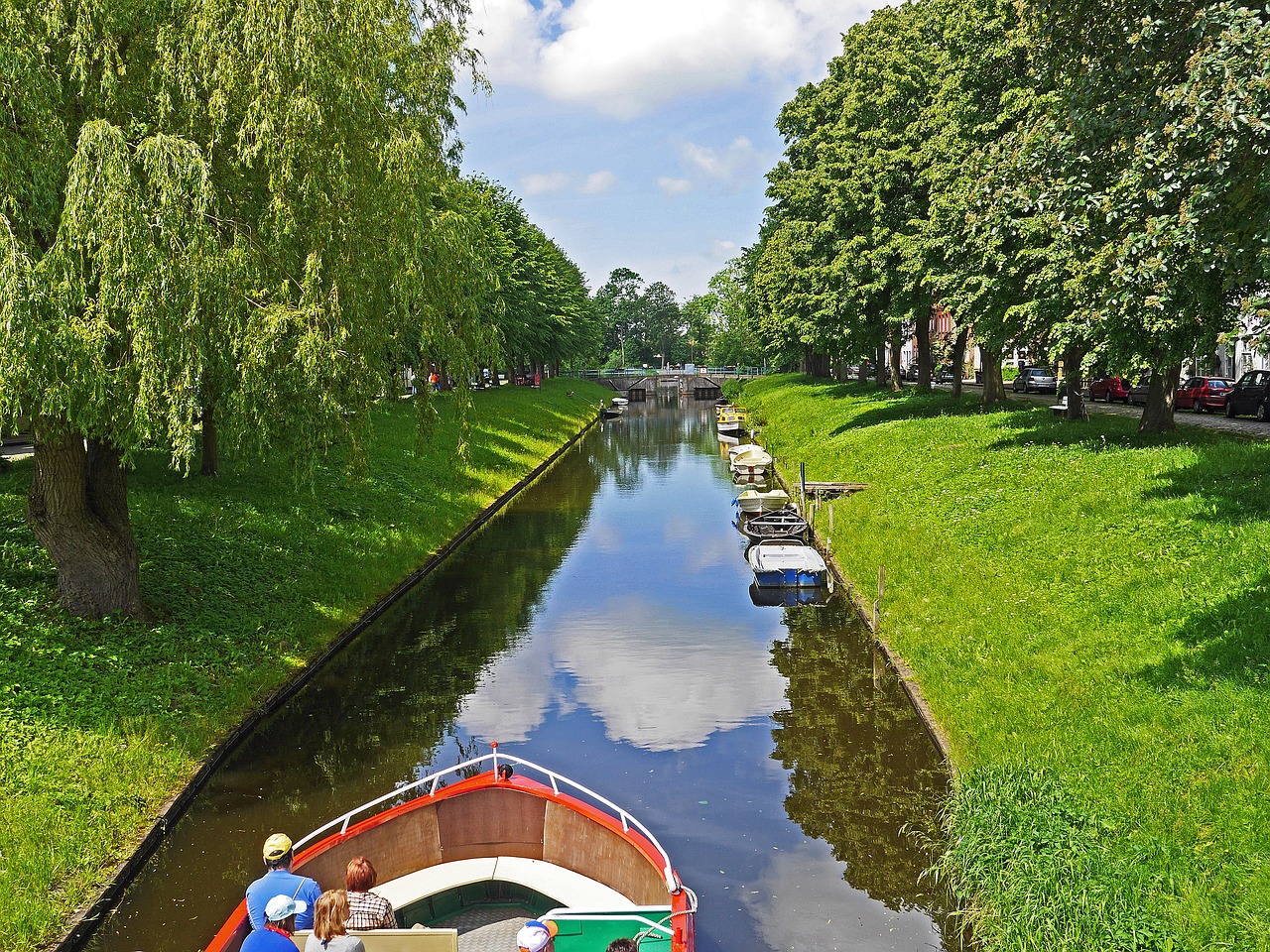 friedrichstadt  channel  canal free photo