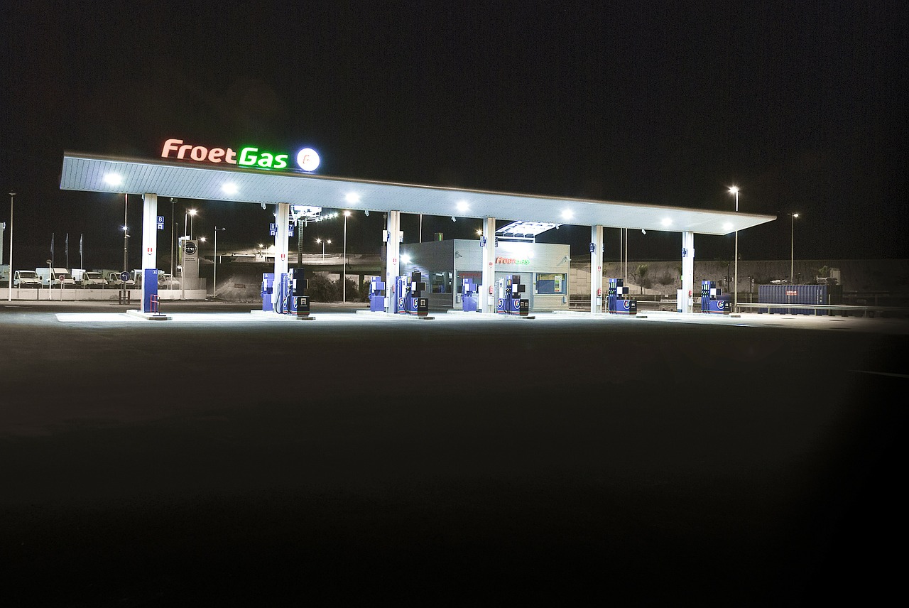 froet gas petrol station gasoline free photo