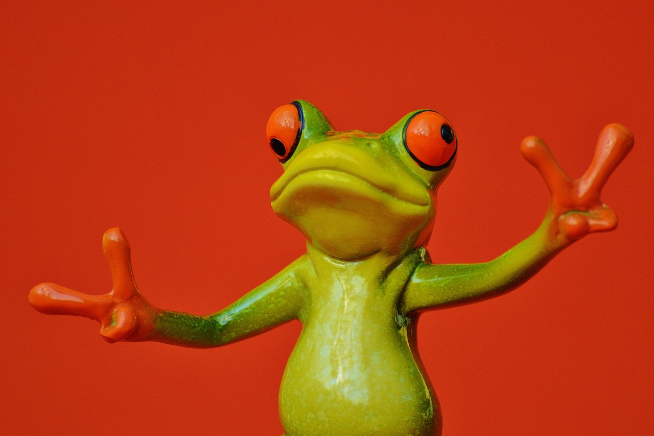 frog gesture peace free photo