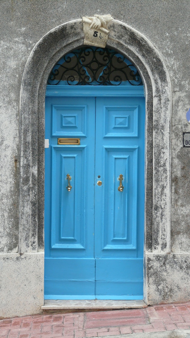 front door malta old free photo